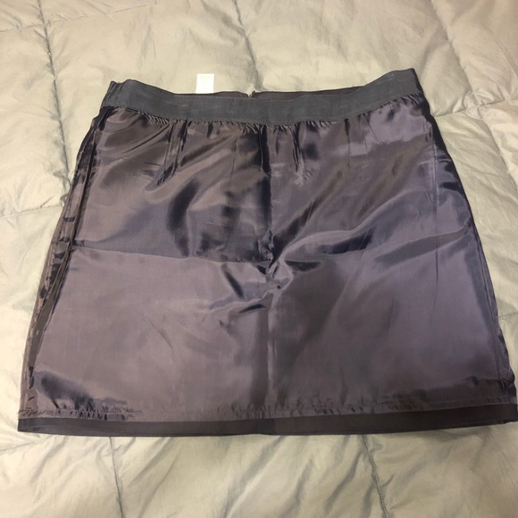 Max Studio Navy Skirt - Picture 6 of 9